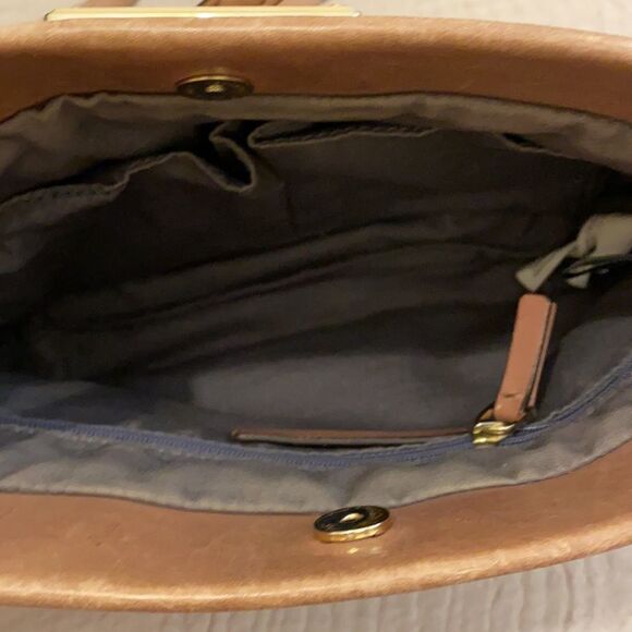 MARC by Marc Jacobs crossbody leather bag . - Picture 5 of 11